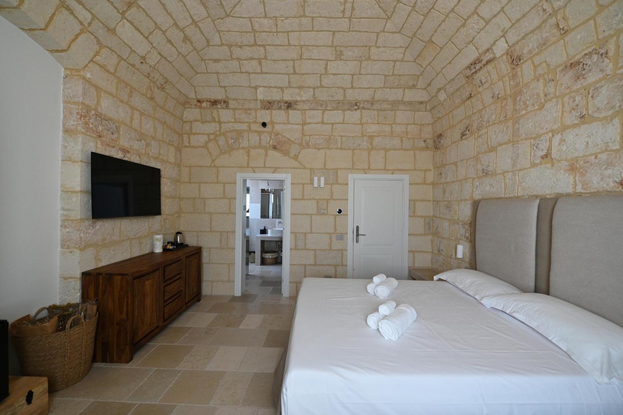 Bed and Breakfast Palazzo Momi Бари Экстерьер фото