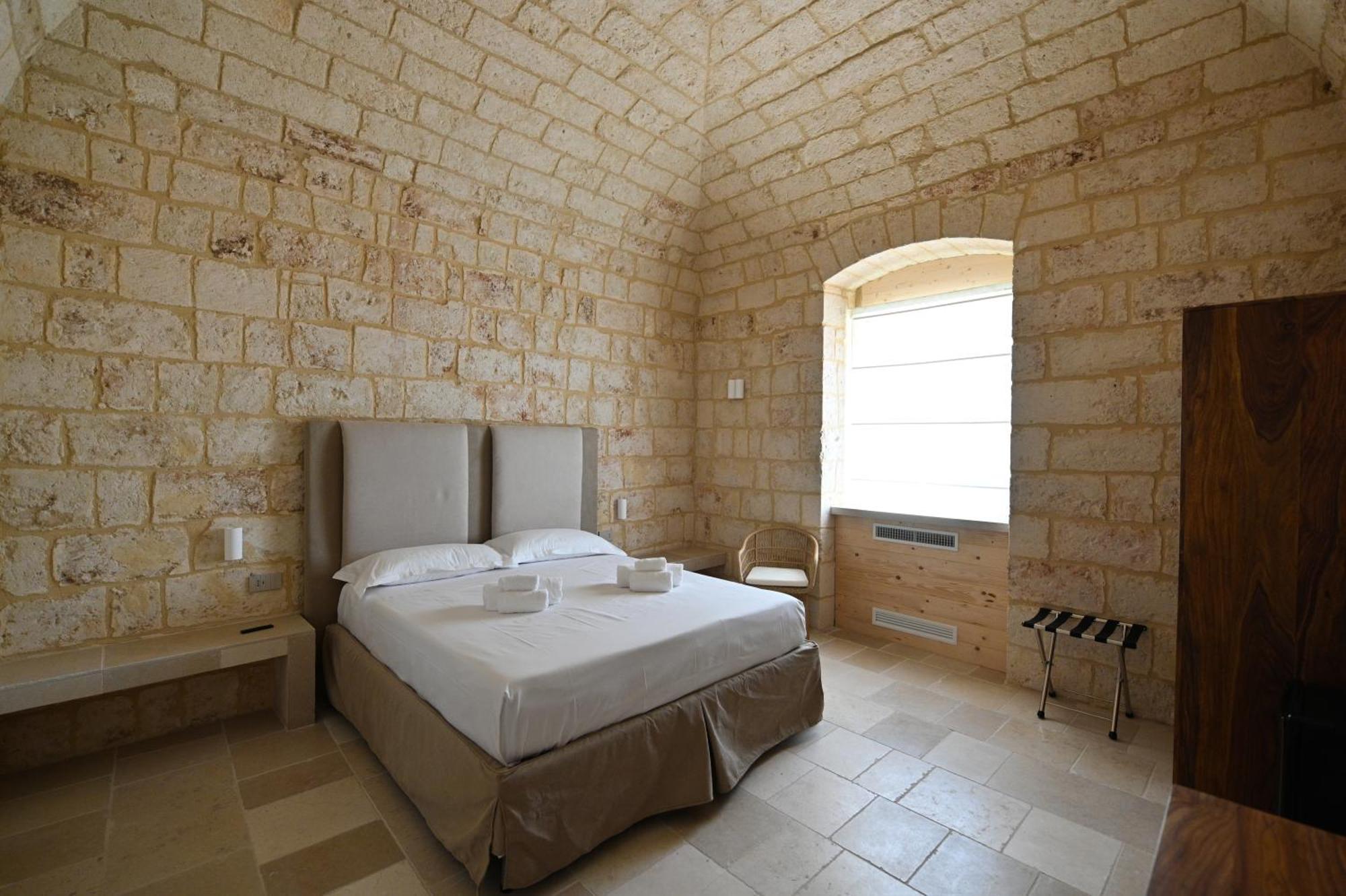 Bed and Breakfast Palazzo Momi Бари Экстерьер фото